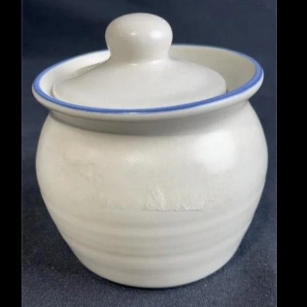 Pfaltzgraff Yorktowne Jam Jar Sugar Bowl with Lid Blue Floral Stoneware USA - Picture 4 of 9